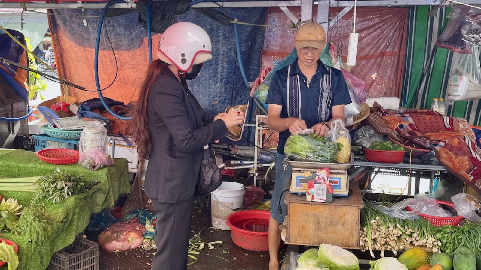 Hai đề xuất khơi thông sức mua, kích cầu tiêu dùng đến cuối năm